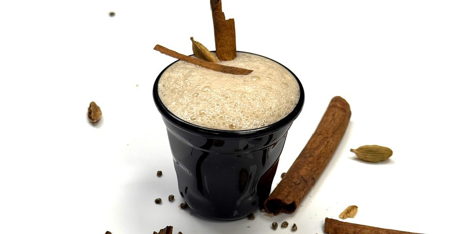 Latte di cocco speziato alla cannella